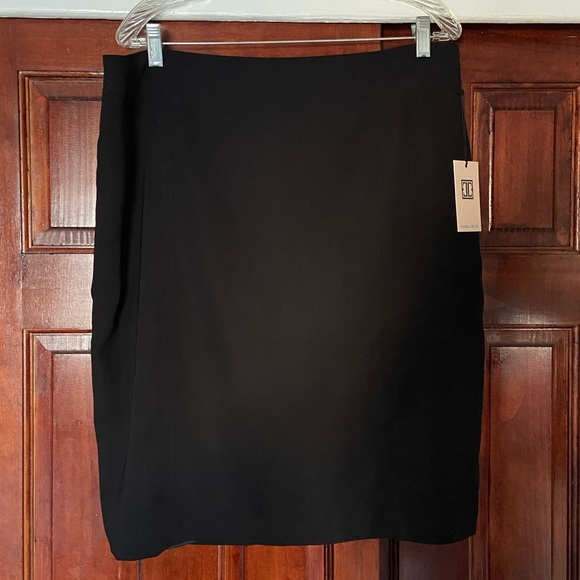 Black pencil skirt from Ivanka Trump, new with tags, size 16. - Picture 1 of 4